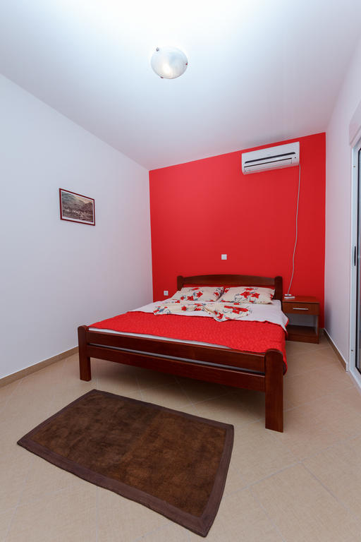 Apartments Sergej Sutomore Habitación foto
