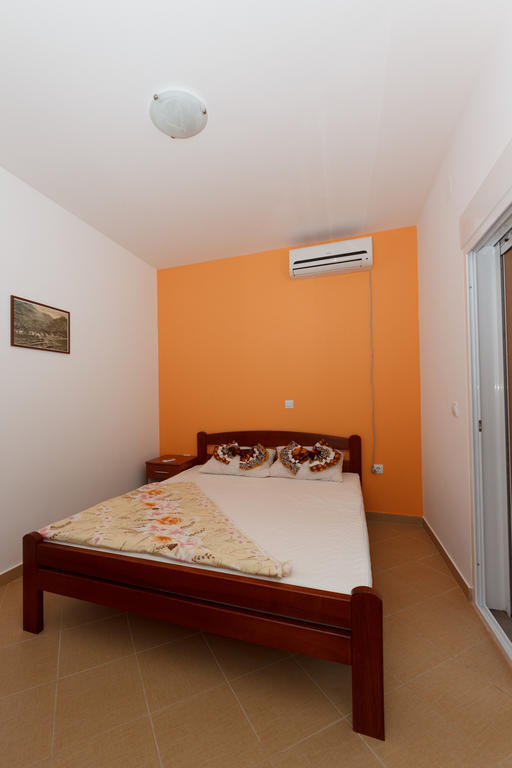 Apartments Sergej Sutomore Habitación foto