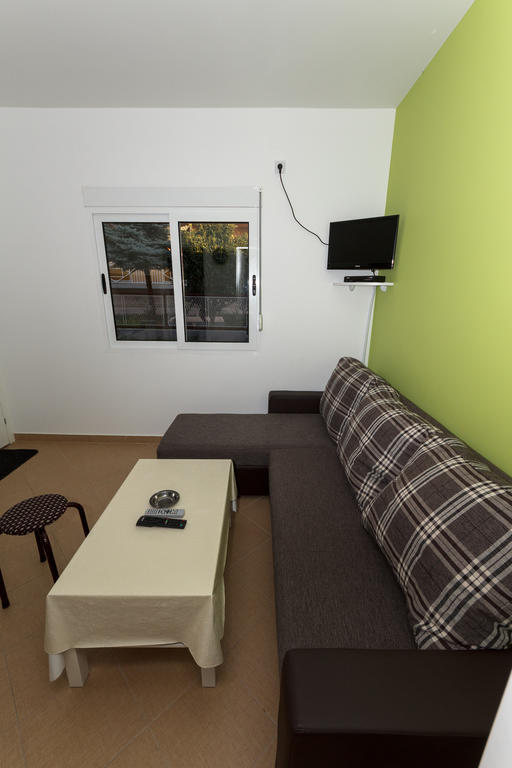 Apartments Sergej Sutomore Habitación foto
